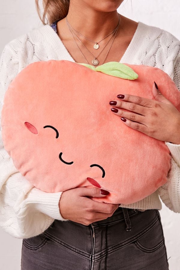 Smoko Peach Plushie Heating Pad