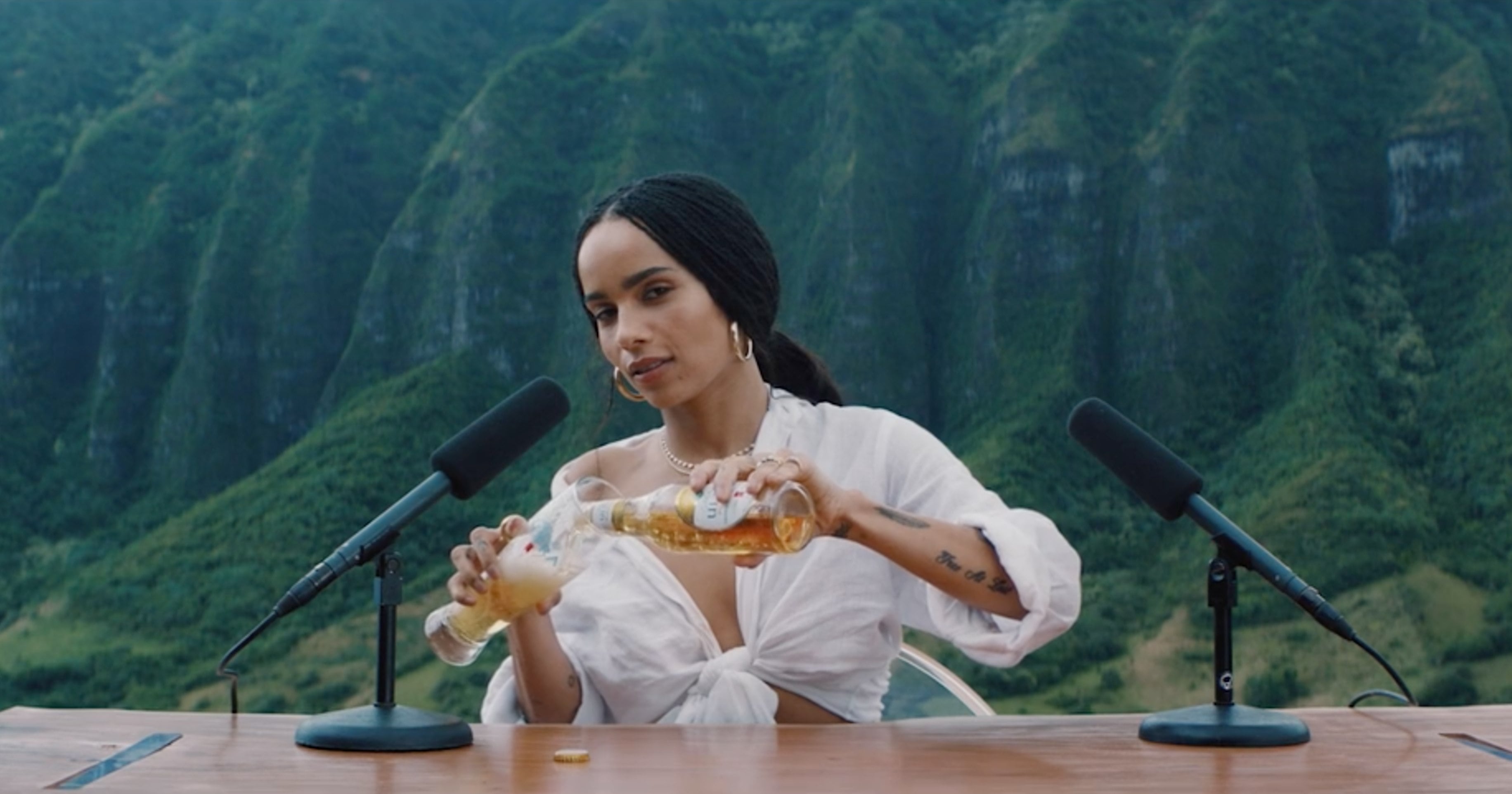 Zoë Kravitz Michelob Ultra Pure Gold Super Bowl Ad 2019 Popsugar 1947