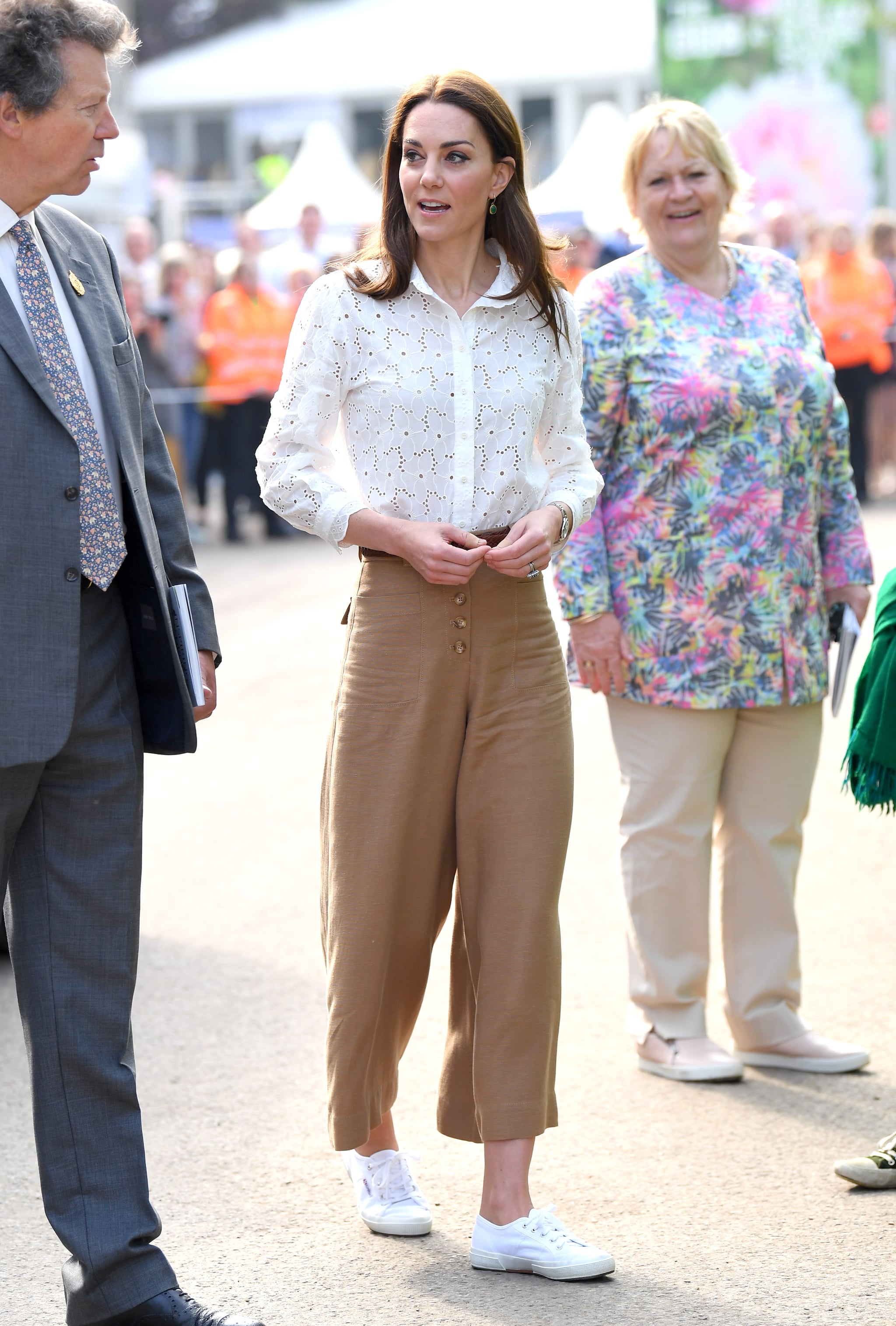 Kate Middletons Favourite Black Trousers Are On Sale  Vogue Australia