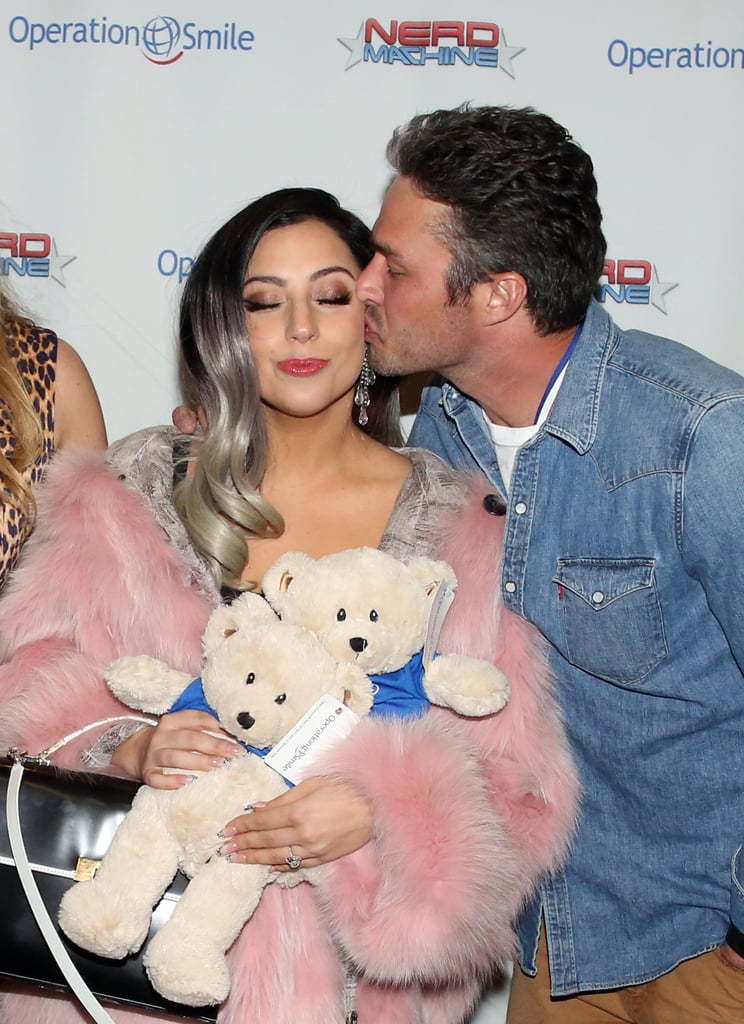 Lady Gaga got a sweet smooch from her fiancé, hot actor Taylor Kinney, at Operation Smile's Ski and Smile Challenge event in Park City, UT, on Saturday.