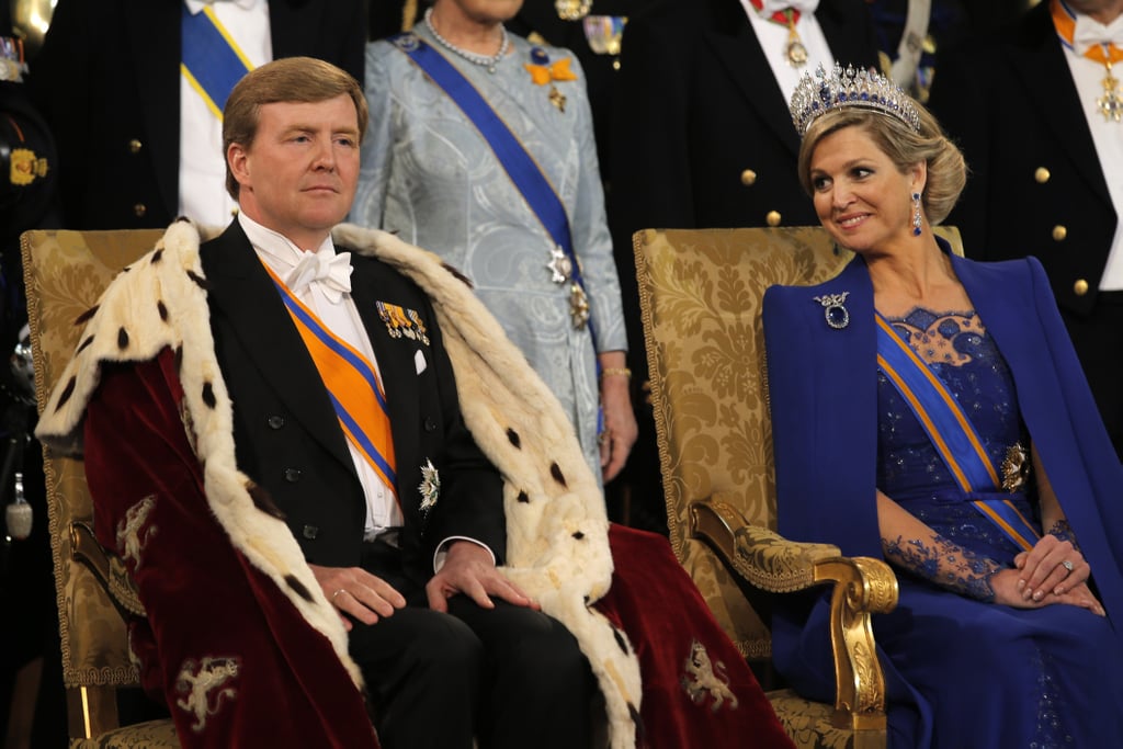 Maxima gave her husband a loving look.
Maxima gave her husband a loving look.