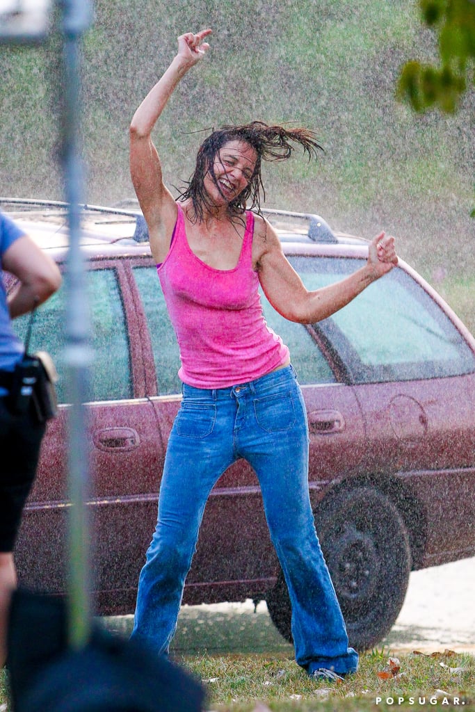 Katie Holmes Dancing in the Rain on Set Pictures