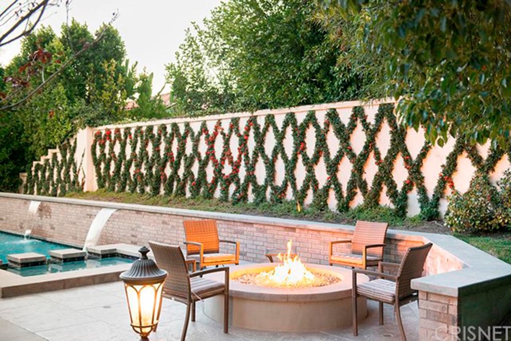 Kris Jenner Buys House Rumored For Rob Kardashian