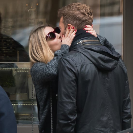 Chris Martin and Annabelle Wallis Kissing Pictures