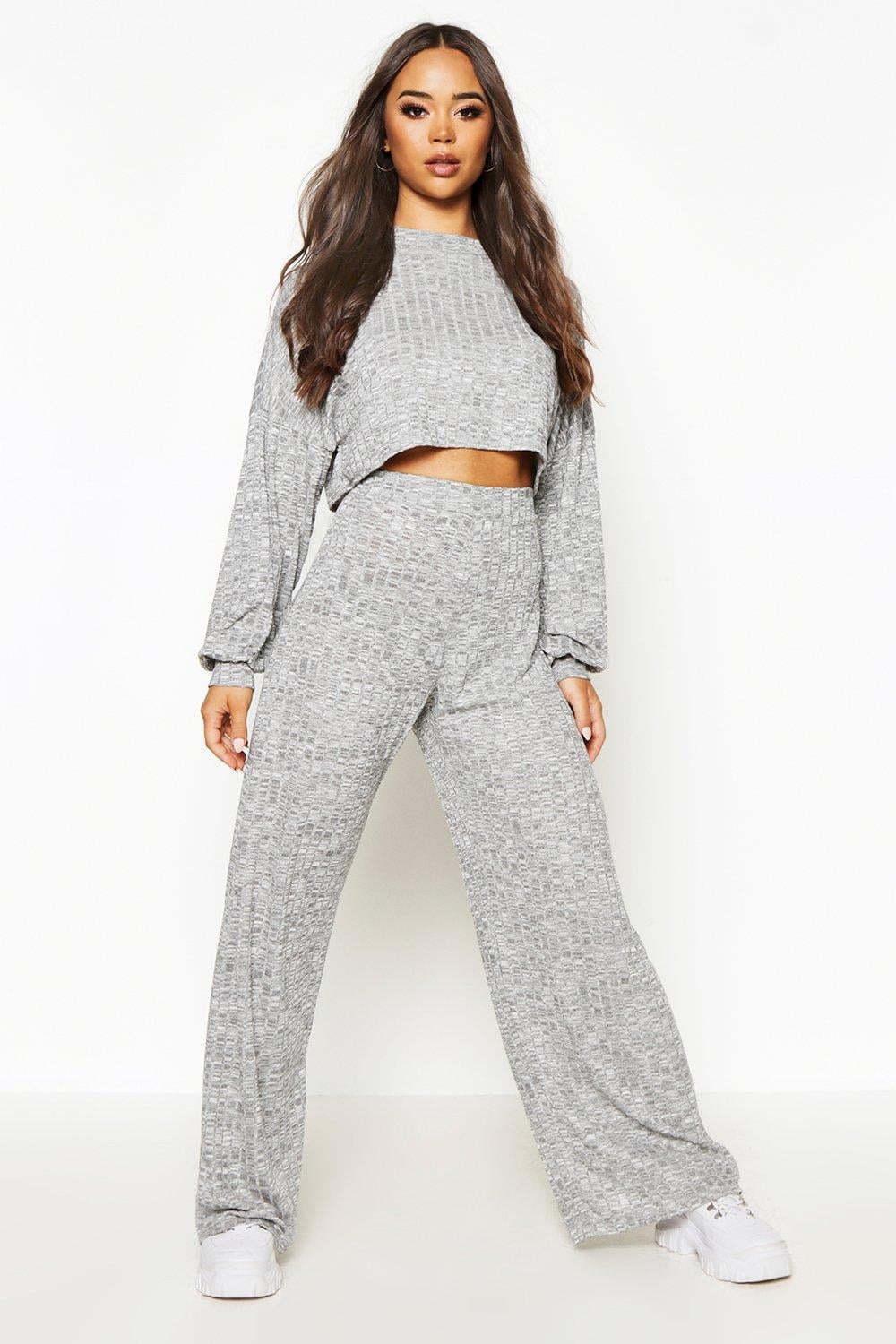 Black Slouch Fit Dad Trousers | boohoo