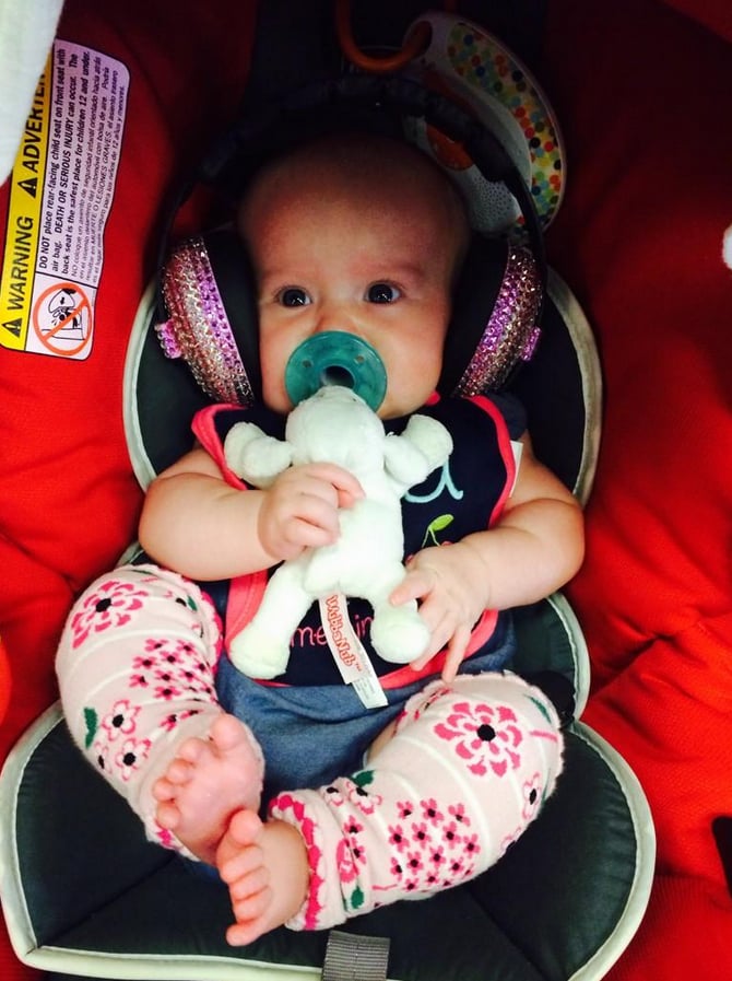 "Got 2 sing with @TYcom tonight in Chicago & watched her and Garth as well! Amazing show! It was River's 1st concert!"