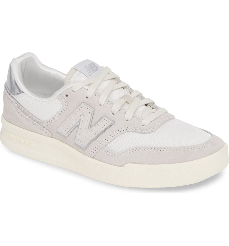 New Balance 300 Sneakers
