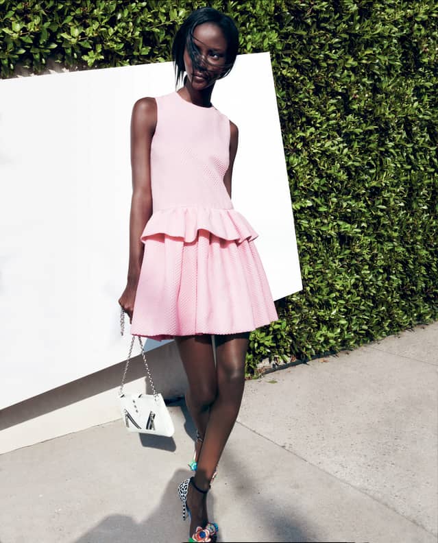 Black tights pink shoes online