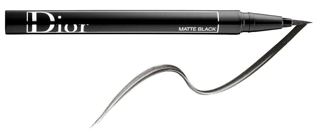 17 Travel Bags That Prove You Don't Have to Sacrifice Fashion For Function