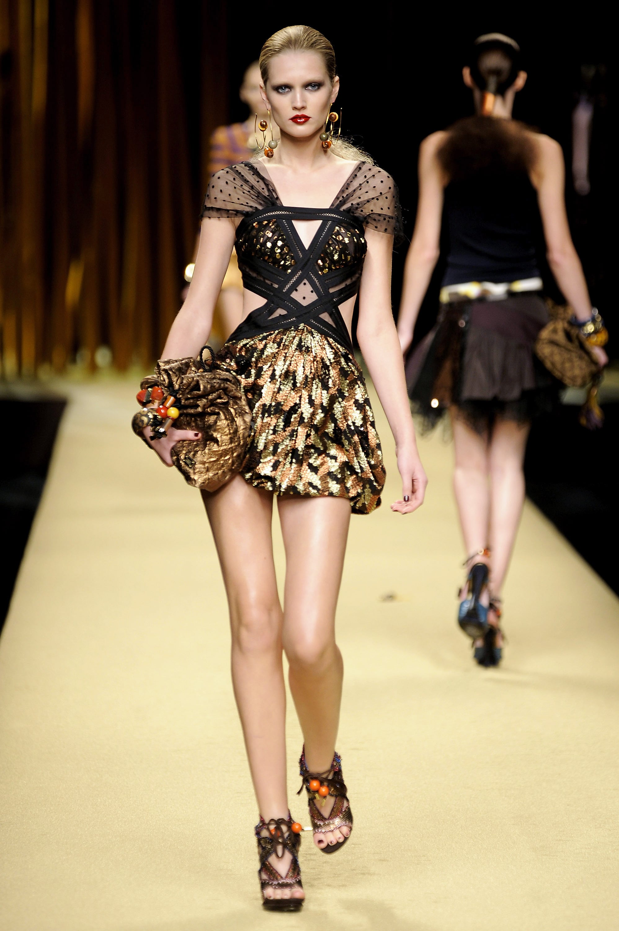 Paris Fashion Week, Spring 2009: Louis Vuitton | POPSUGAR Fashion