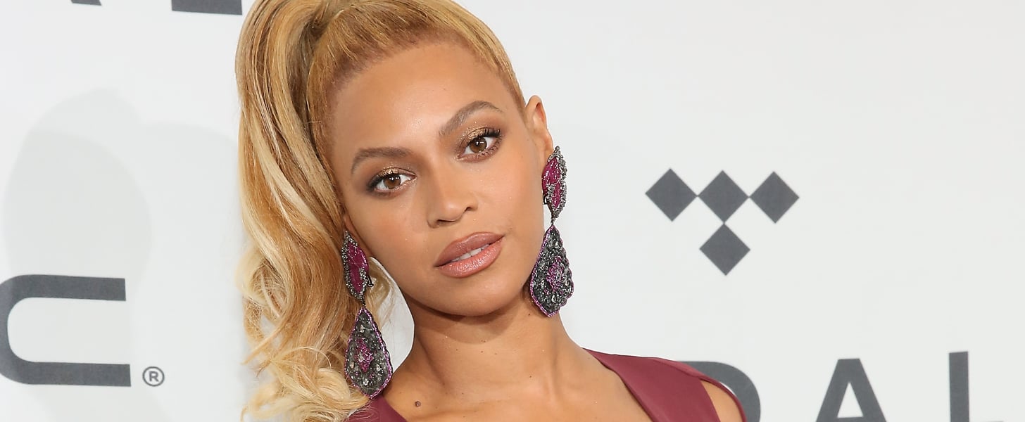 Beyonce Tells Assistant to Stop Touching Her | Video | PS Celebrity