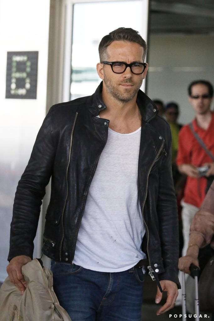 Ryan Reynolds At The Toronto Airport September 2015 Popsugar Celebrity Photo 6 