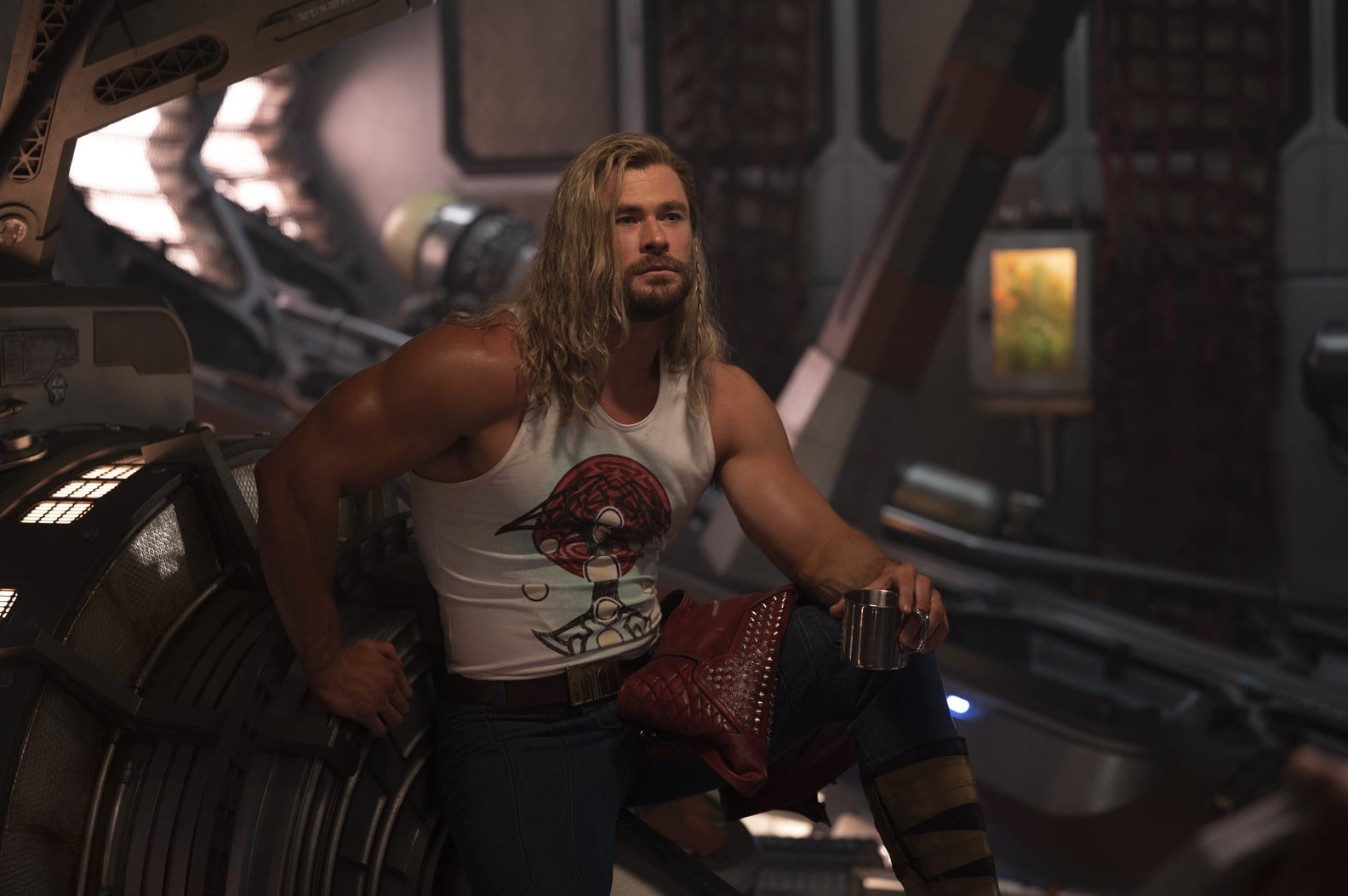 Thor: Love and Thunder End-Credits Scenes, Explained | POPSUGAR ...