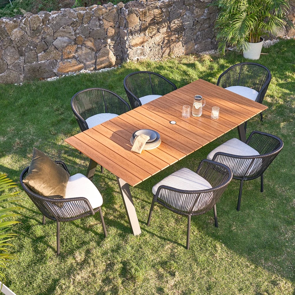 Castlery Sorrento Dining Table with 6 Riley Chairs