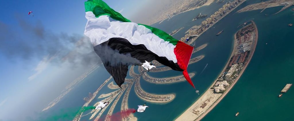 الإمارات تدخل موسوعة غينيس بأكبر علم يحلق أثناء القفز الحر