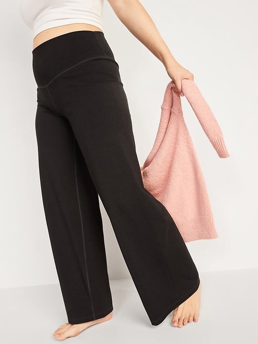 Old Navy Extra HighWaisted PowerChill HiddenPocket WideLeg Yoga