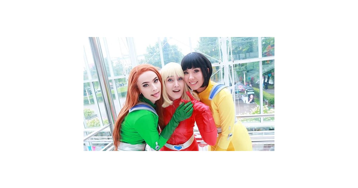 Totally Spies The Costume Early 2000s Halloween Costumes Popsugar 