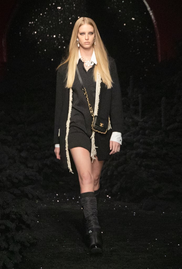 Chanel's Fall Collection Is a Mix of Ski Wear and '70s Cool
