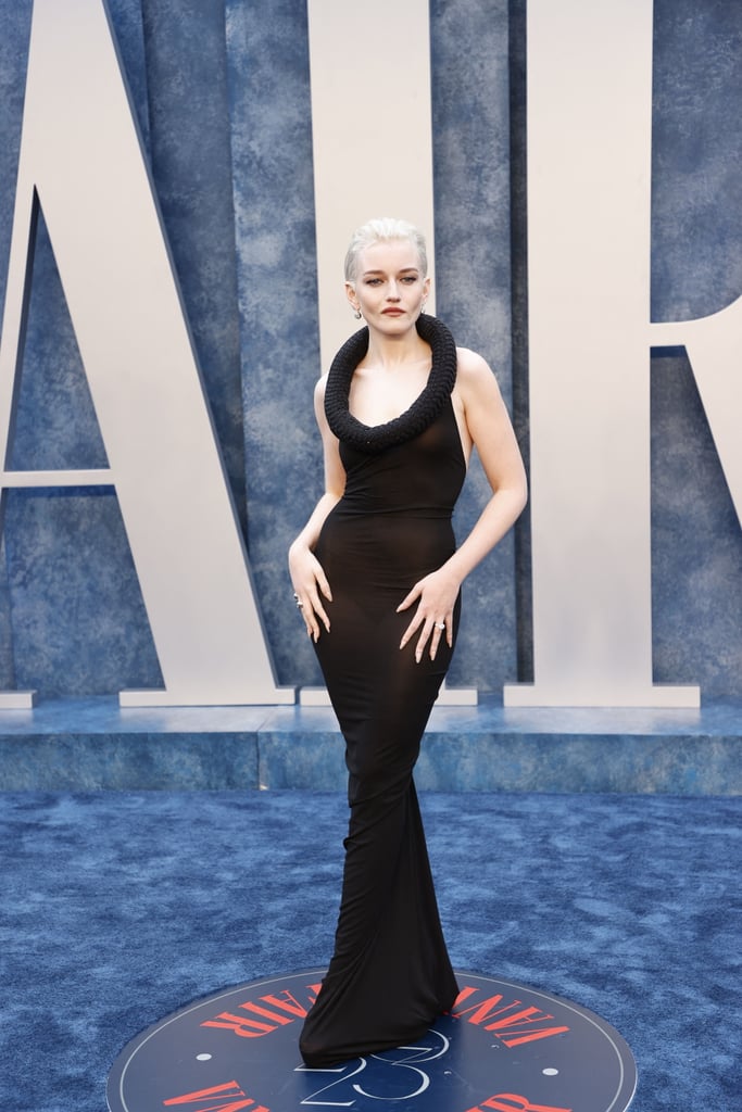 Julia Garner at the 2023 Vanity Fair Oscars Party 2023 Vanity Fair