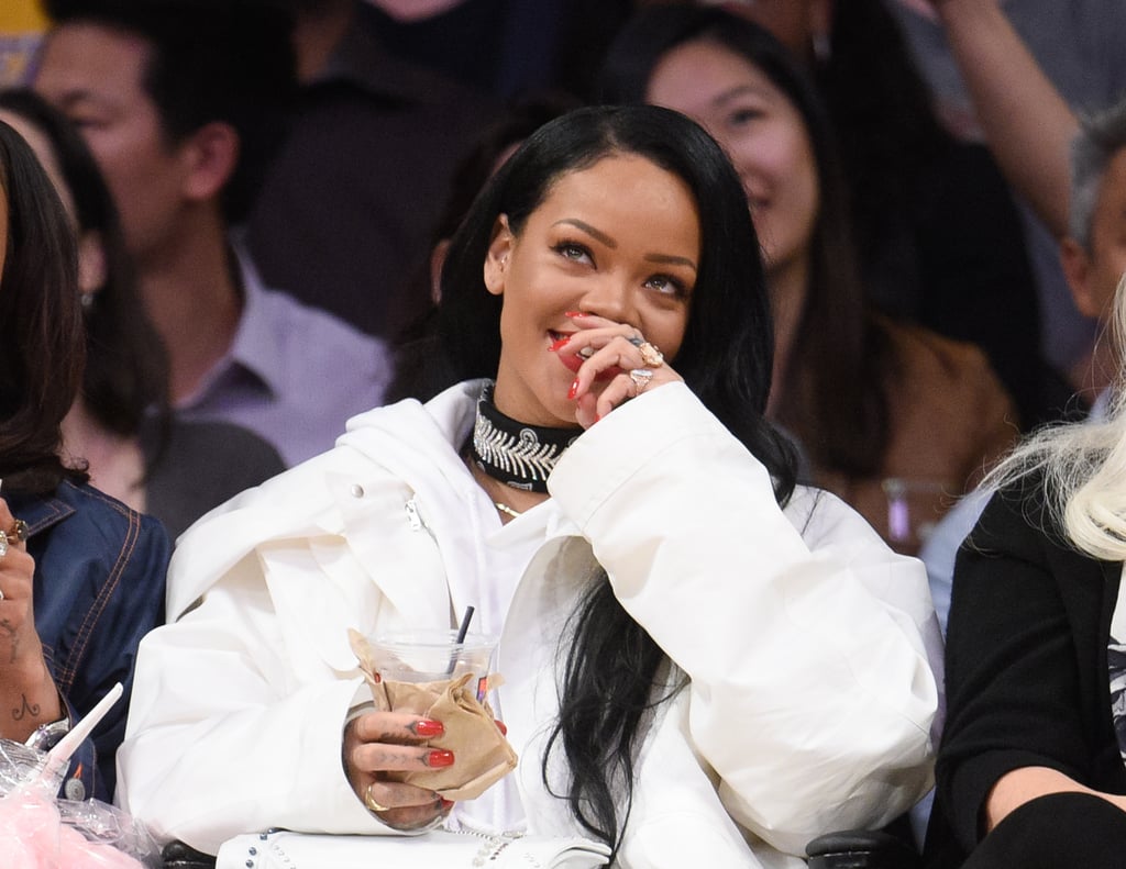 Rihanna at Lakers Game March 2016