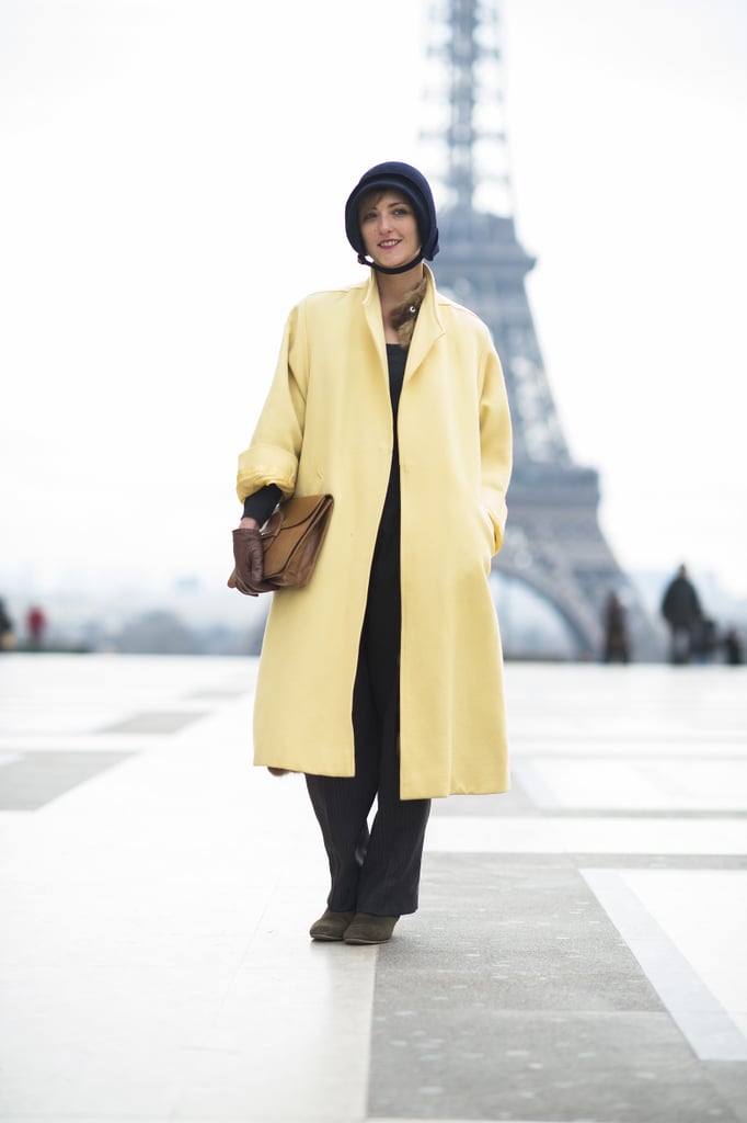 The softest shade of yellow and the perfect shade of navy made this all about the beautiful color combination. 
Source: Le 21ème | Adam Katz Sinding