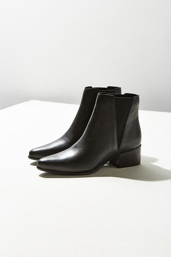 Urban Outfitters Pola Leather Chelsea Boot | Fall Shoes From Urban