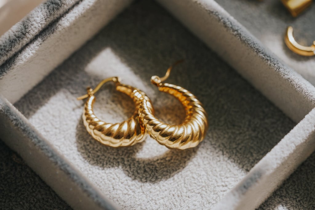 Babeina 18K Gold Croissant Hoops