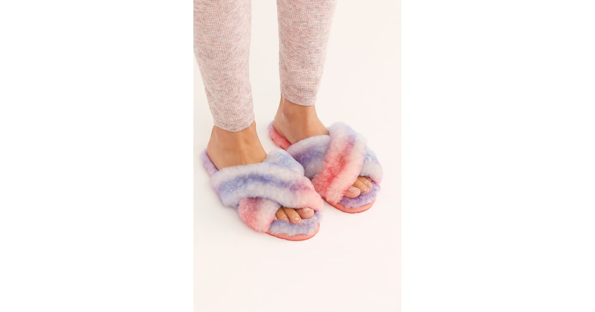 emu slippers tie dye