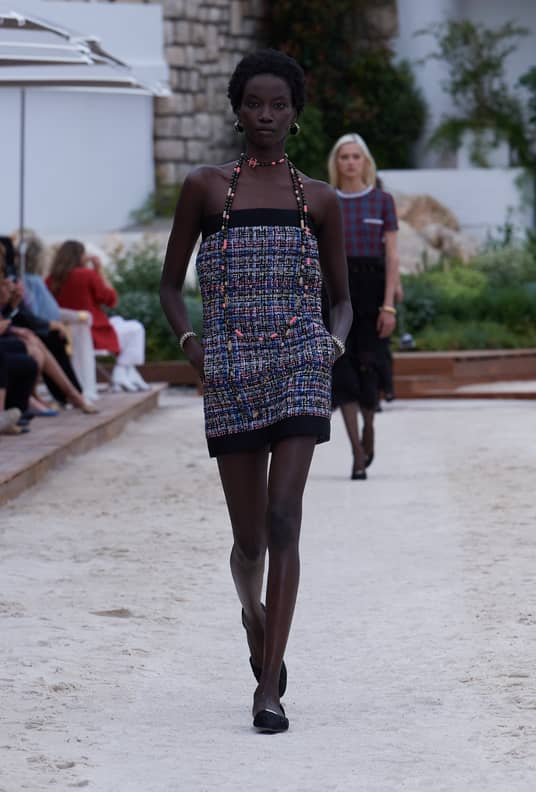 Chanel leaves Paris fashion crowd pleased with tweeds, Paris fashion week
