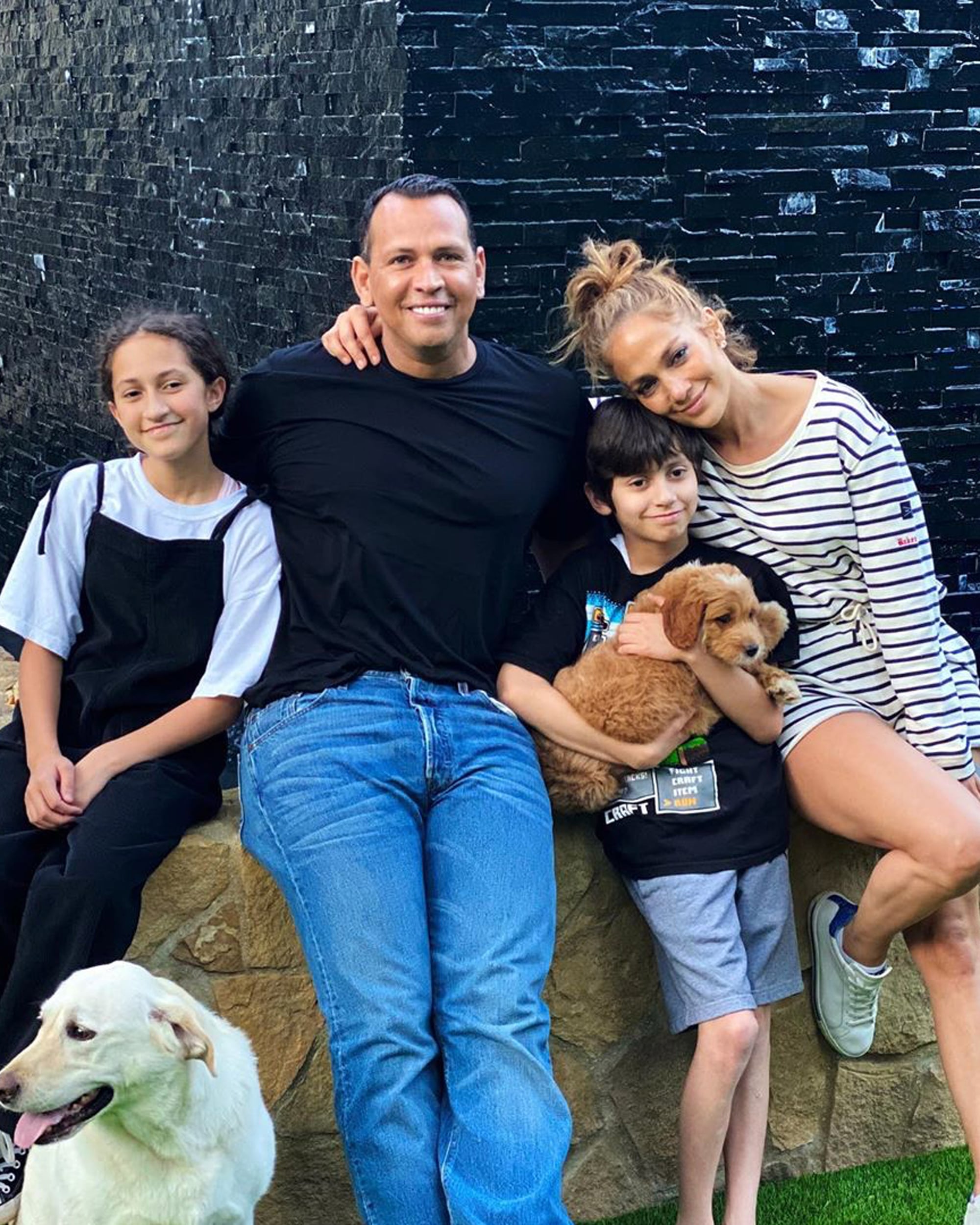 Jennifer Lopez and Alex Rodriguez share new beautiful family picture