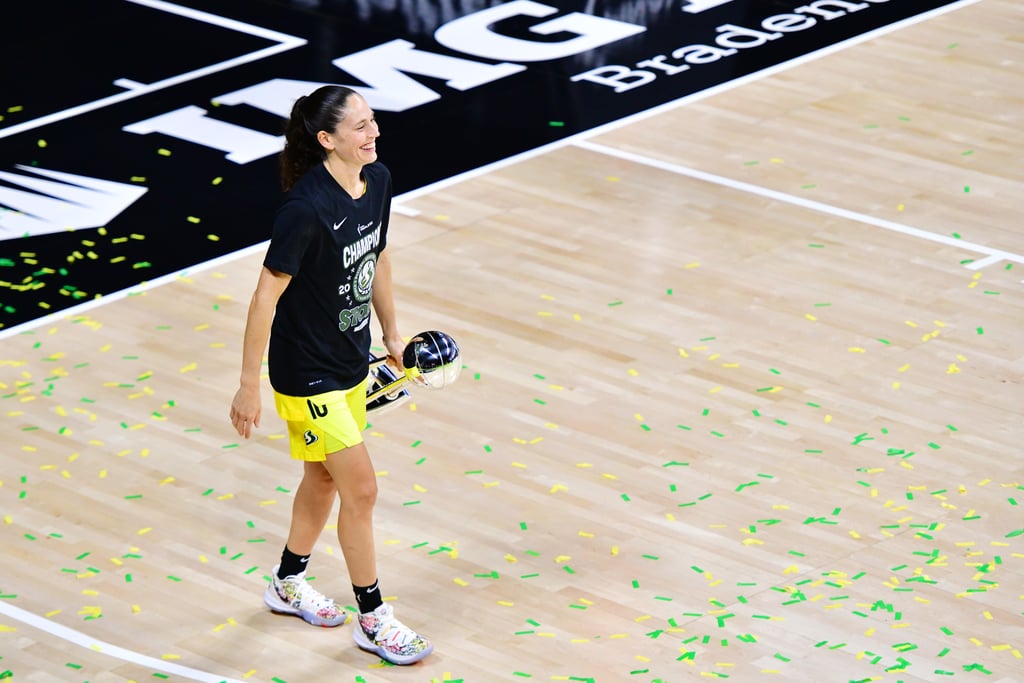 Sue Bird Walks Onto the Court After the 2020 WNBA Finals With Seattle Storm