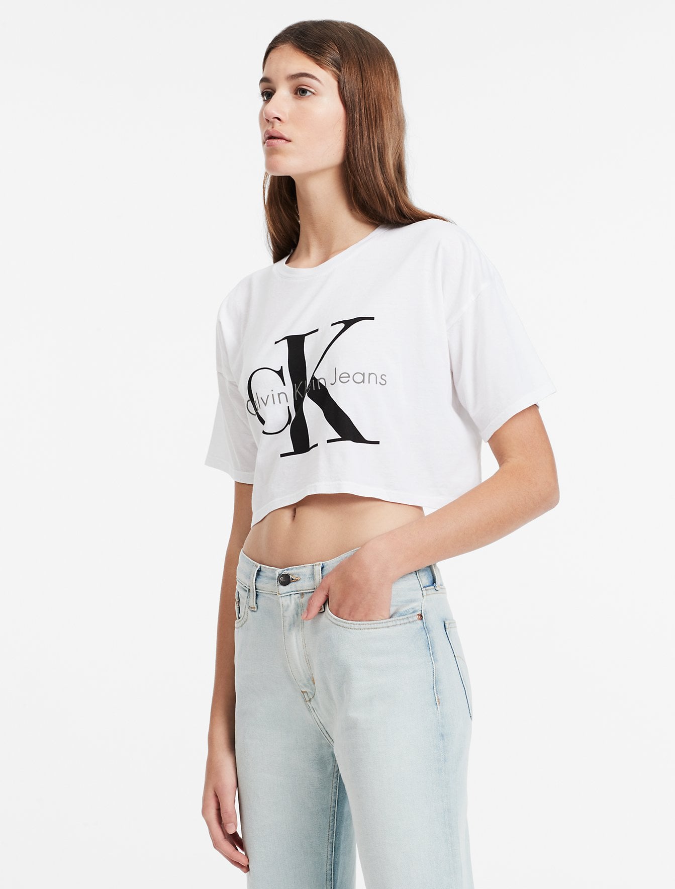 Кельвин кляйн женская одежда. CK Calvin Klein одежда. Calvin Klein Performance CK logo boxy Cropped t-Shirt. Топ футболка Кельвин Кляйн. Calvin Klein t-s t Shirt 3018.