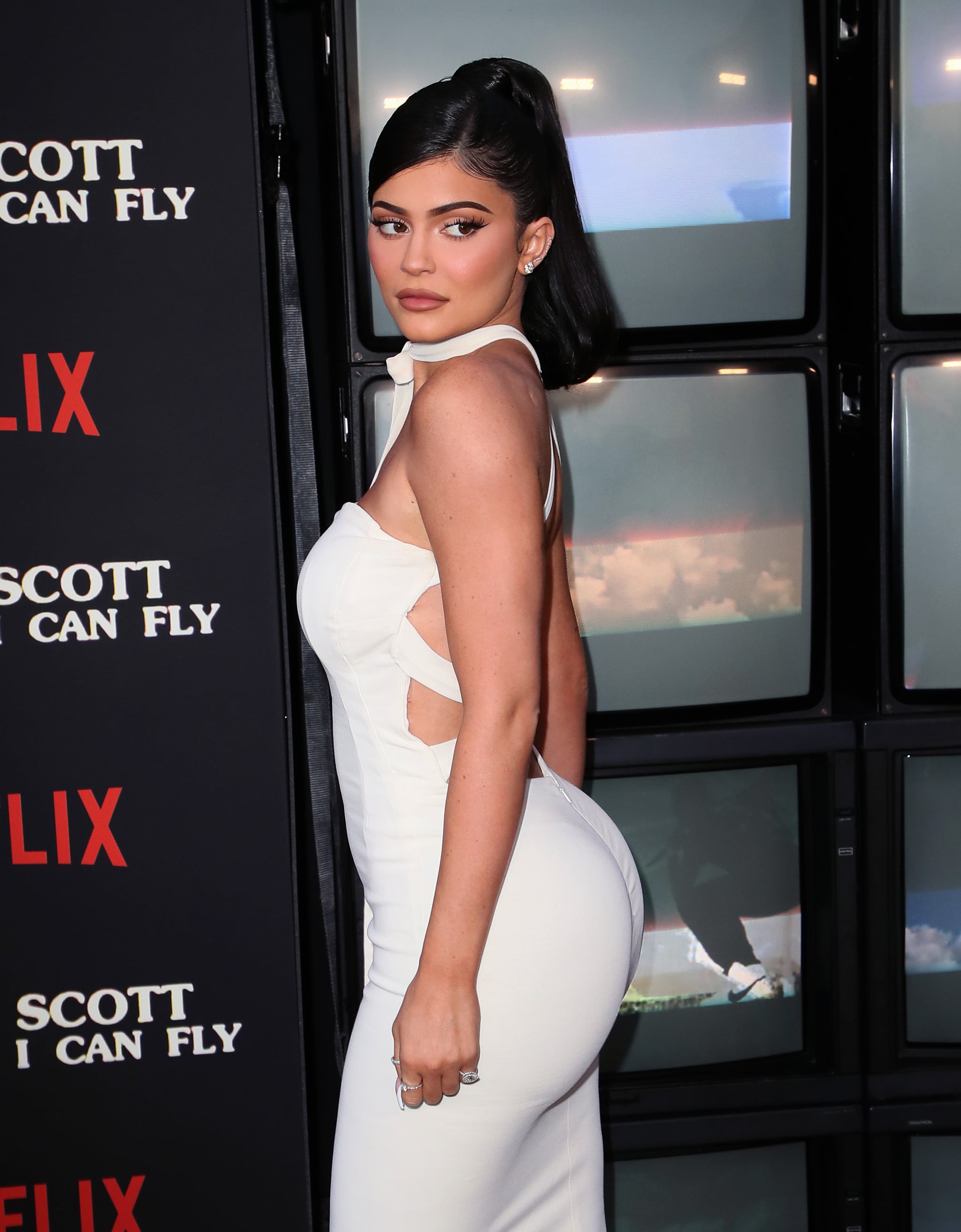 Kylie Jenner Recreated Bella Hadid S Ponytail Popsugar Beauty