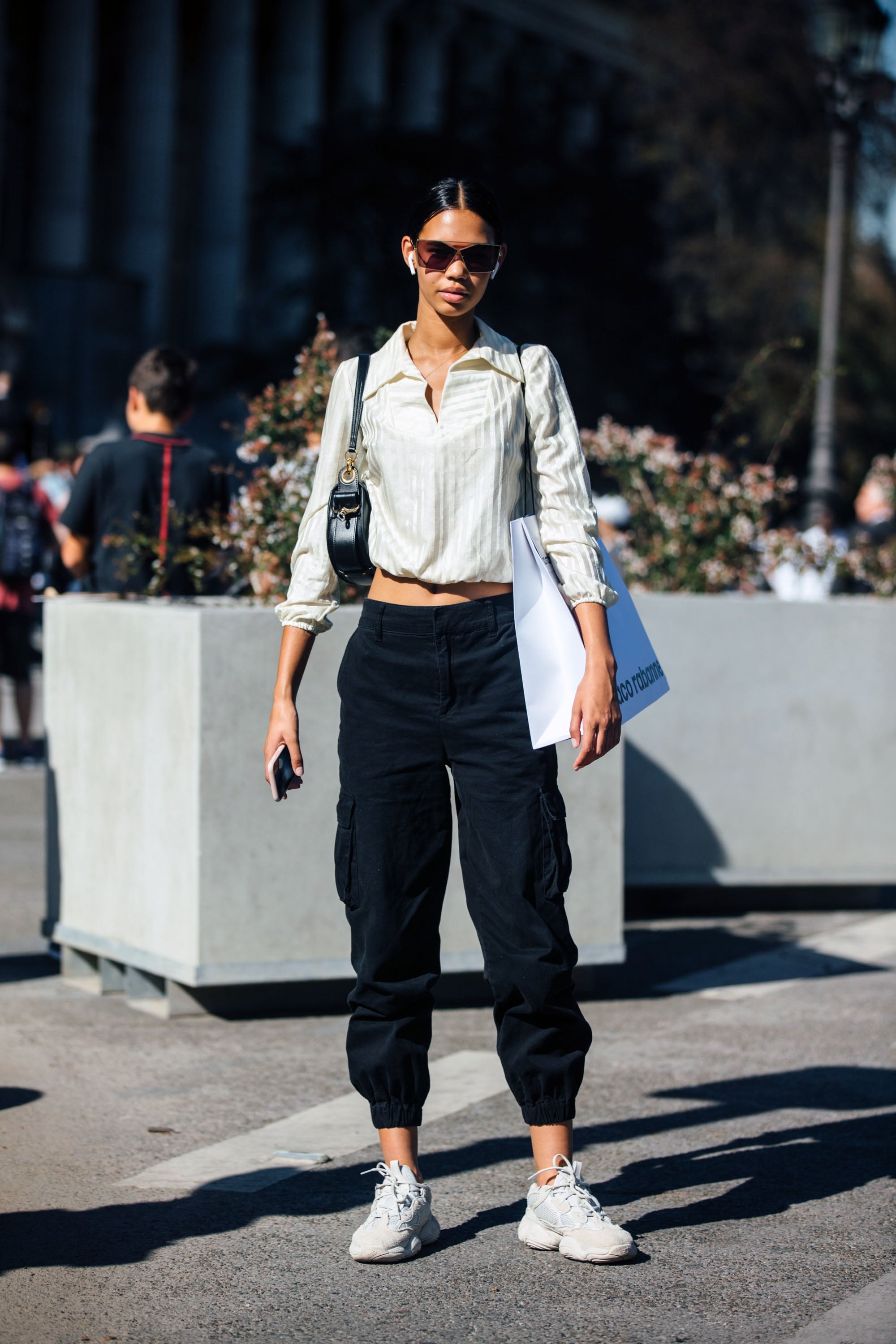 What Shoes To Wear With Cargo Pants - Buy And Slay