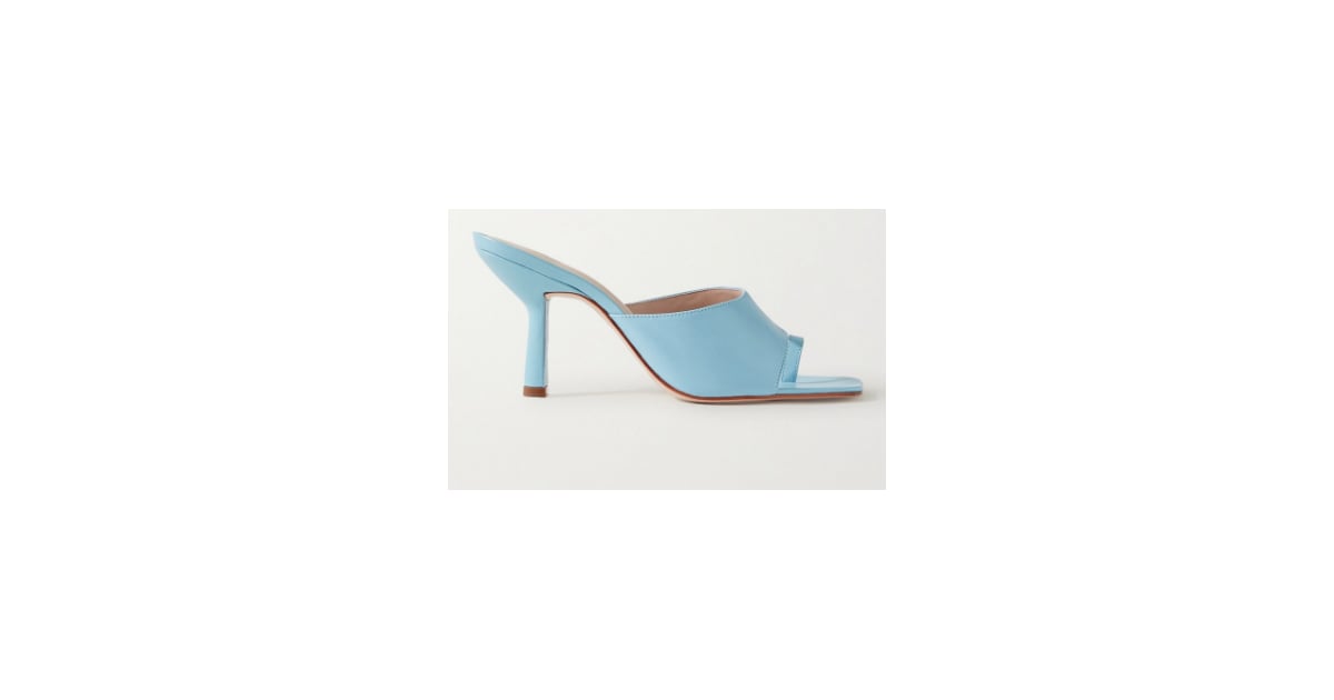porte and paire mules