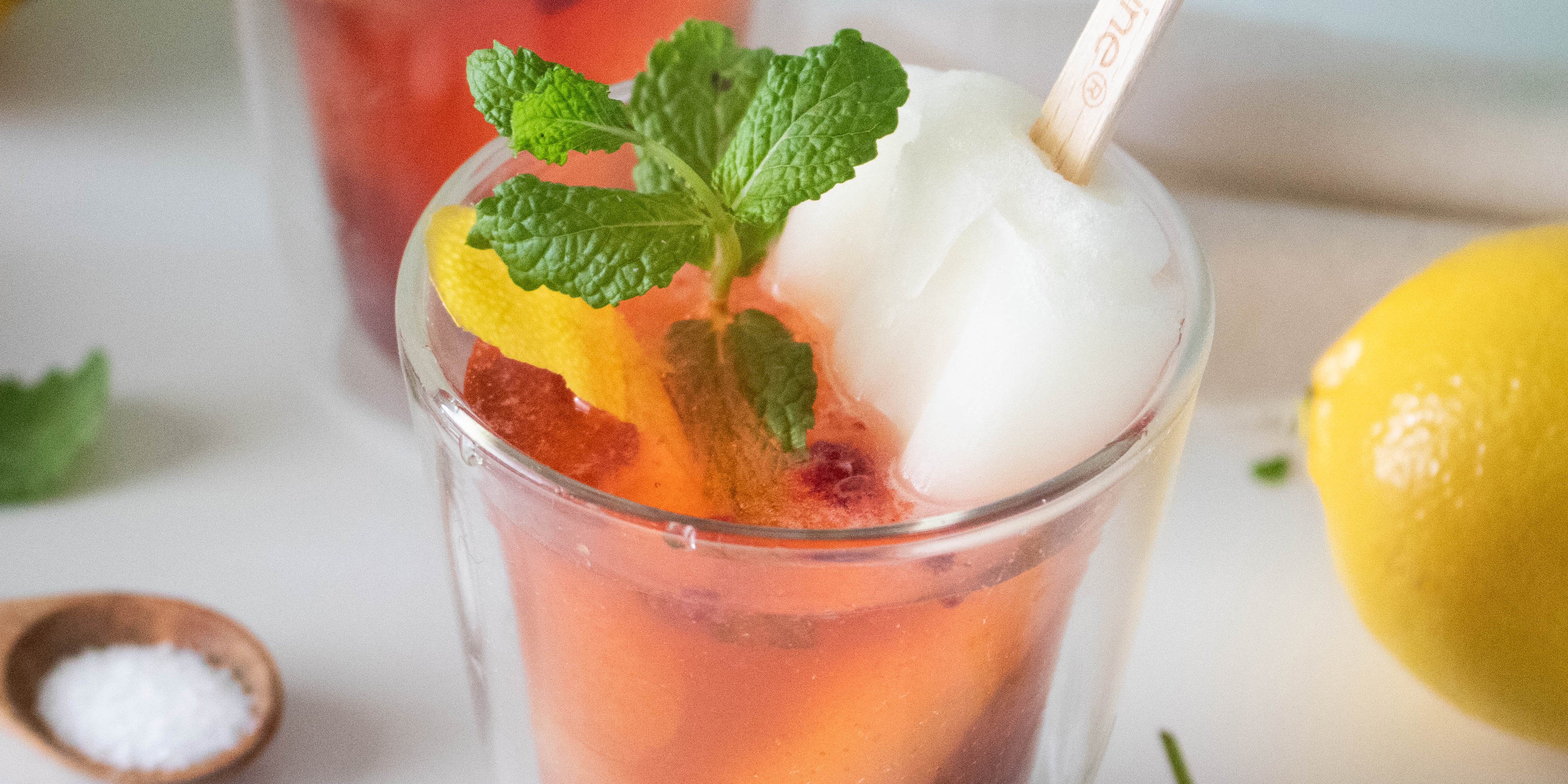 Toast to the End of Summer With This Zesty Frozen Fruit Bar Cocktail