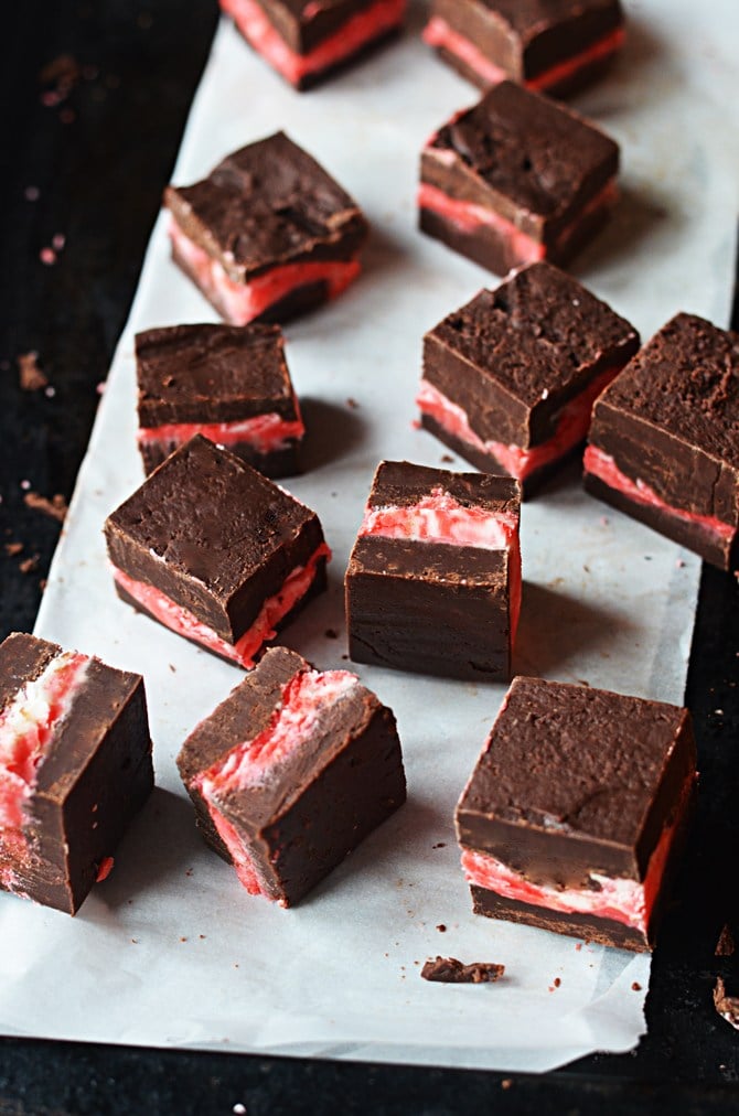 5-Ingredient Dark Chocolate Peppermint Fudge