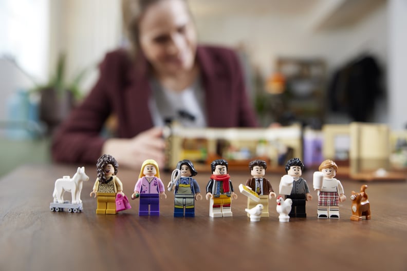 The Minifigures Included in the Lego The Friends Apartments Set