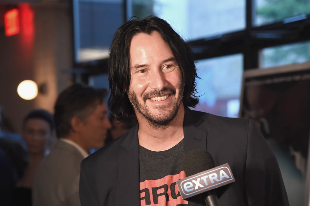 Pictures of Keanu Reeves Smiling
