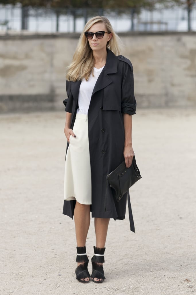 A total sophisticate in black and white. | Best Street Style Paris ...
