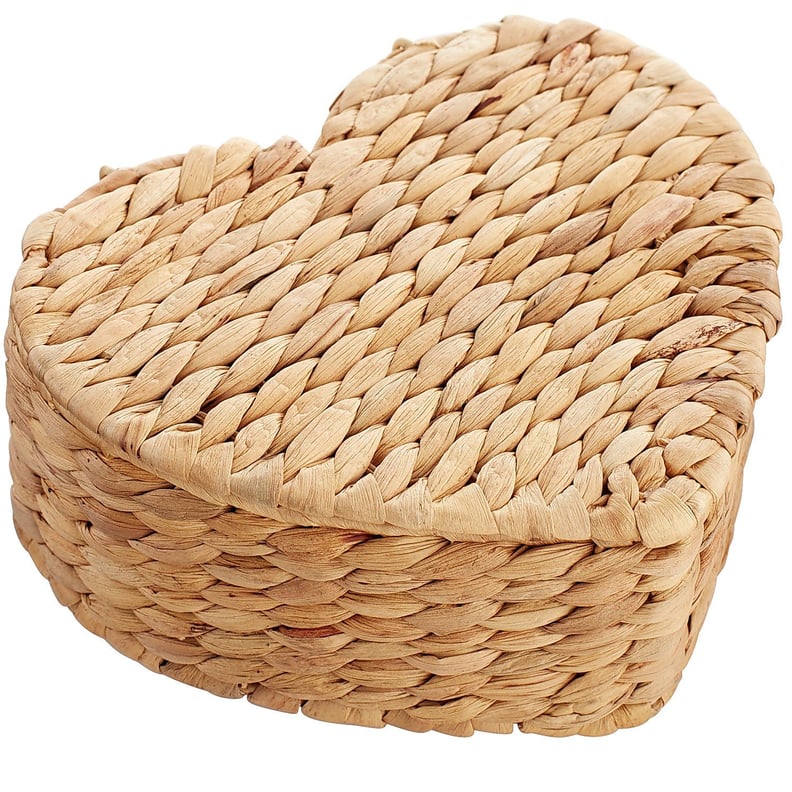 Natural Wicker Petite Heart Box