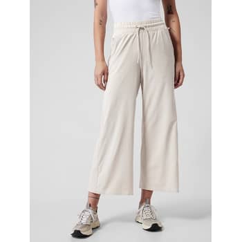 Avenue Wide Leg Crop Pant