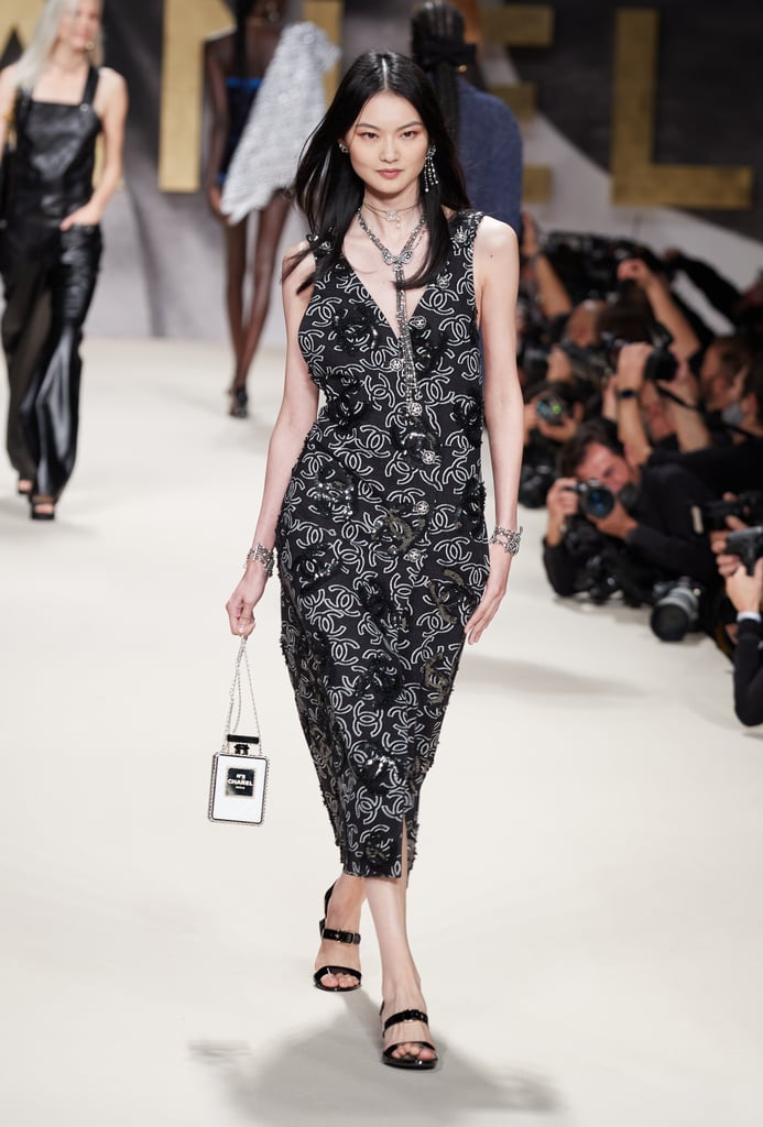 Chanel's SS22 Show Was a Throwback to the '90s Runway