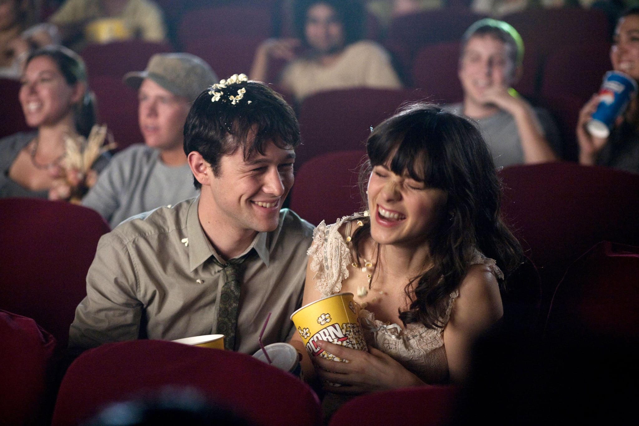 (500) DAYS OF SUMMER, (aka 500 DAYS OF SUMMER), from left: Joseph Gordon-Levitt, Zooey Deschanel, 2009. TM & copyright Fox Searchlight. All rights reserved/courtesy Everett Collection