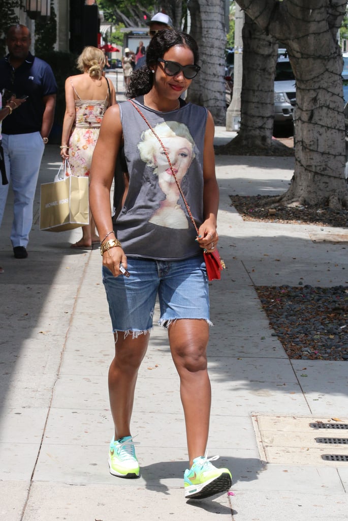 Kelly Rowland Reveals Her Baby Bump | Pictures