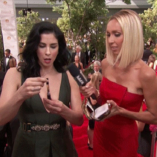 Sarah Silverman With Her Vaporizer at the Emmys 2014 | Video