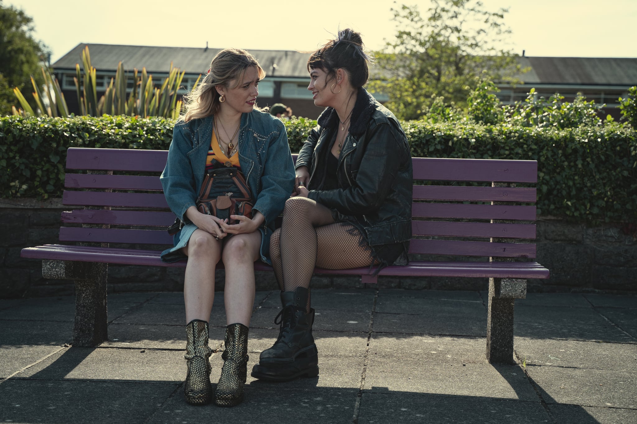 Sex Education Season 3.  Aimee Lou Wood as Aimee Gibbsin, Emma Mackey as Maeve Wiley in Episode 2 of Sex Education Season 3. Cr. Sam Taylor/NETFLIX © 2020