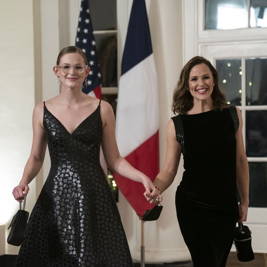 Violet Affleck With Jennifer Garner at White House Photos