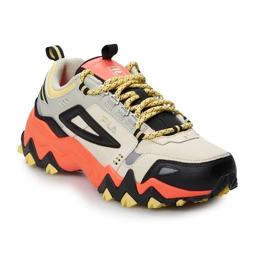 FILA Oakmont TR Shoes