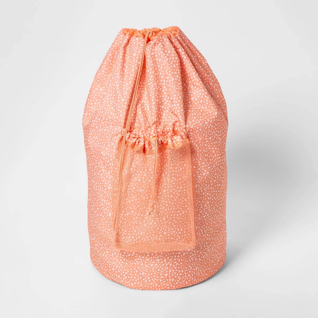 Backpack Laundry Bag in Pebble Dot Coral